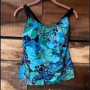 New With Tags Carol Wior Swim Top Size 8